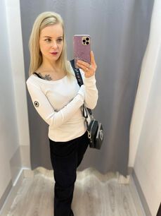 BY O LA LA...! PRĄŻKOWANA BLUZKA BASIC SERCE BIEL/CZERŃ