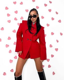 LA MILLA MARYNARKA Z ODKRYTYMI RAMIONAMI CZERWONA