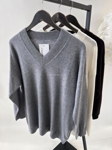 BY O LA LA...! SWETER DZIANINOWY Z DEKOLTEM W SEREK SZARY (SMOKE GREY)