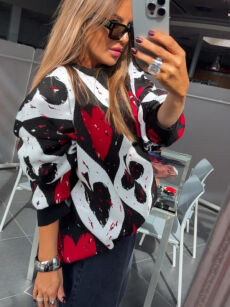 EMO OVERSIZOWY SWETER KARTY MULTICOLOR
