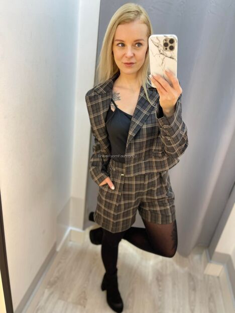 BY O LA LA...! SPODENKI SZORTY DZIANINOWE KRATA SZARE