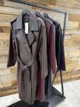 BY O LA LA! DŁUGI PŁASZCZ Z ECO SKÓRY BORDO - 2