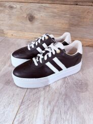 BY O LA LA...! SNEAKERSY Z PASKAMI CZERŃ/BIEL