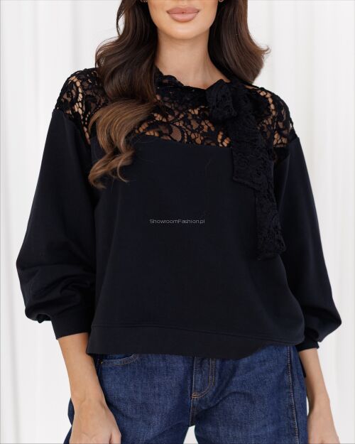 BY O LA LA!  BLUZA Z KORONKOWĄ GÓRĄ CZARNA