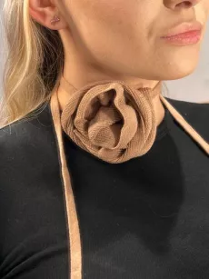 LADY DRAMA DZIANINOWY CHOKER RÓŻA KARMEL/CYNAMON