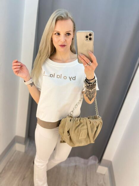 BY O LA LA...!  PUDEŁKOWA BLUZKA T-SHIRT LOGO BIEL/ZIEMISTA