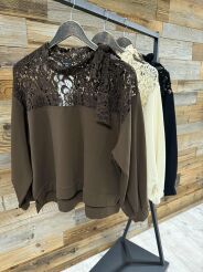 BY O LA LA!  BLUZA Z KORONKOWĄ GÓRĄ JASNY BEŻ