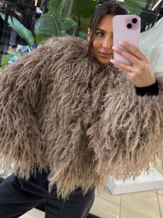 EMO KRÓTKIE ECO FUTRO LAMA CAPPUCCINO