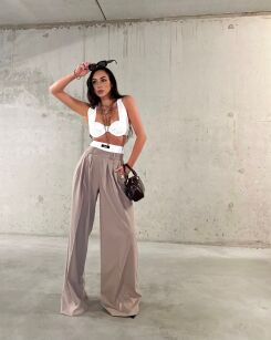 LA MILLA SPODNIE WIDE LEG Z BIAŁĄ LOGOWANĄ GUMĄ BRĄZ