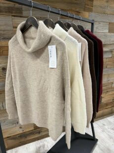 BY O LA LA...! SWETER Z GOLFEM COZY WINTER CZARNY