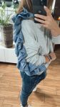BY O LA LA! DRESOWA BLUZA Z FALBANĄ SZARA/JEANS - 4