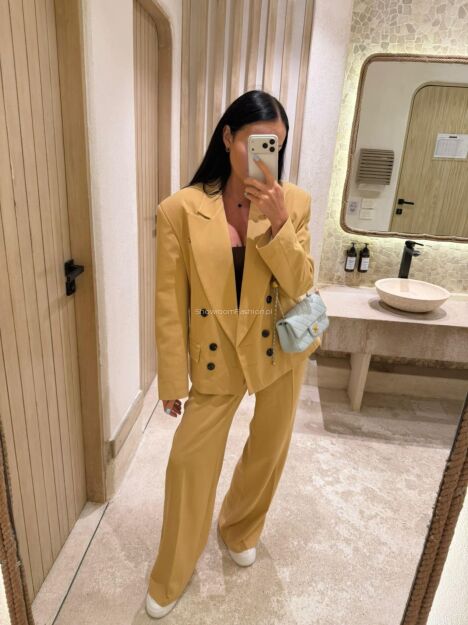 LA MILLA MARYNARKA Z SZEŚCIOMA GUZIKAMI ŻÓŁTA/BISZKOPTOWA