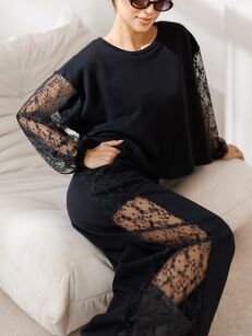 BY O LA LA!  BLUZA Z KORONKOWYMI RĘKAWAMI CZARNA
