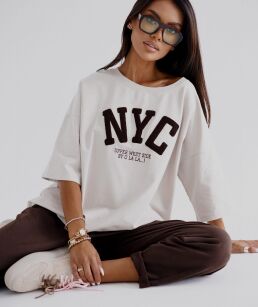 BY O LA LA! BLUZKA T-SHIRT NYC JASNY BEŻ/CZEKOLADA (CHOCOMUS)