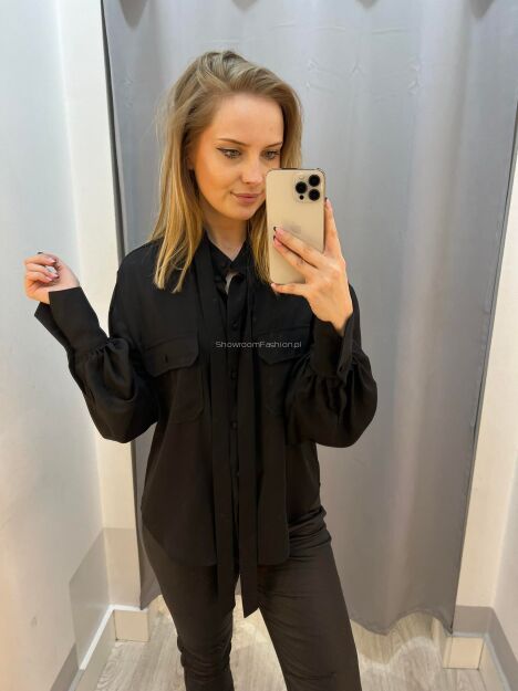 BY O LA LA...!  SZYFONOWA KOSZULA Z TAŚMAMI CZARNA