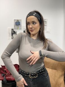 EMO BLUZKA BASIC PRĄŻEK Z LOGO NA RĘKAWIE FANGO