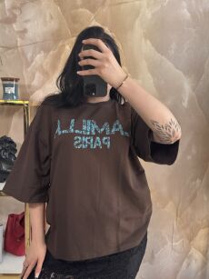 LA MILLA BLUZKA T-SHIRT OVERSIZE Z LOGO CZEKOLADA/TURKUS